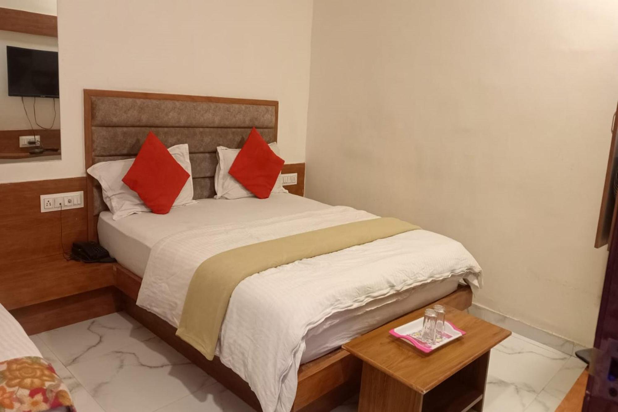 Hotel New Lake View Ahmedabad Exterior foto